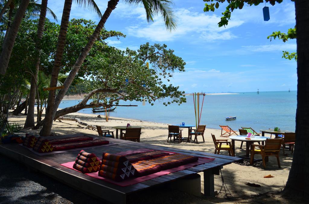 A Pousada Think & Retro Cafe Lipa Noi Samui Exterior foto
