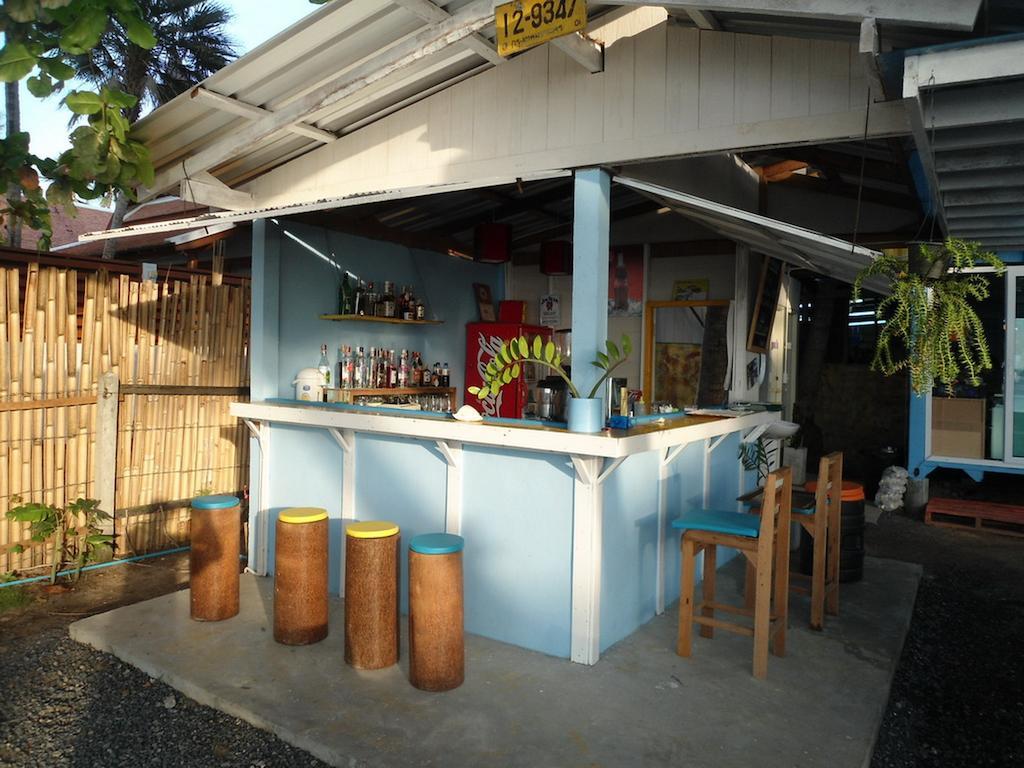 A Pousada Think & Retro Cafe Lipa Noi Samui Exterior foto
