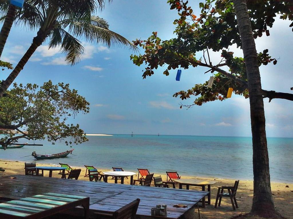 A Pousada Think & Retro Cafe Lipa Noi Samui Exterior foto