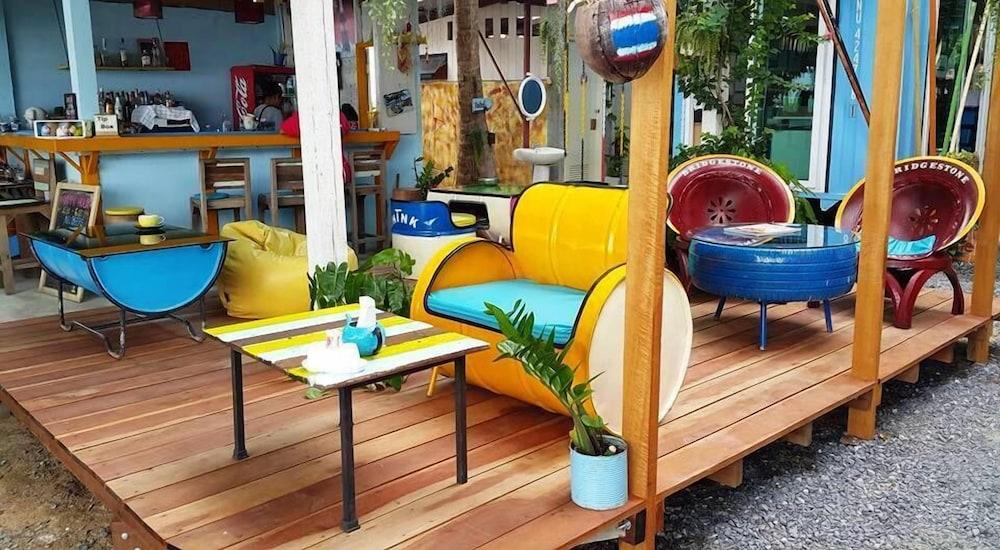 A Pousada Think & Retro Cafe Lipa Noi Samui Exterior foto